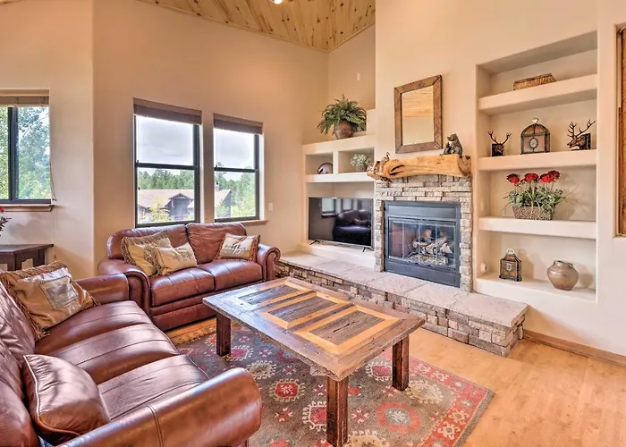 Torreon Townhome W/ Balcony: Hike, Fish & Unwind! Holiday home Show Low