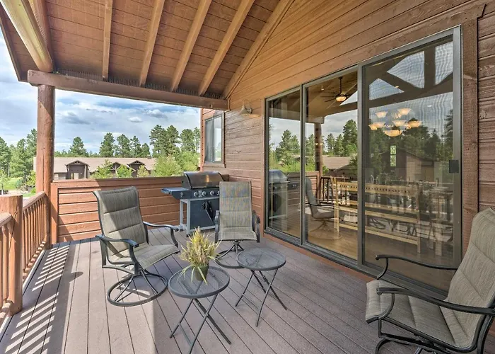 Torreon Townhome W/ Balcony: Hike, Fish & Unwind! * Show Low